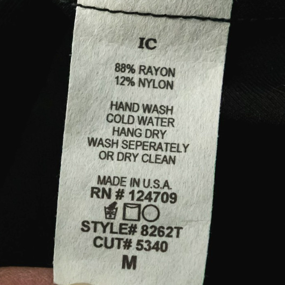 IC by Connie K Size Medium M Black Button Detail Split V Neck Boxy Arsty Top - Picture 6 of 7